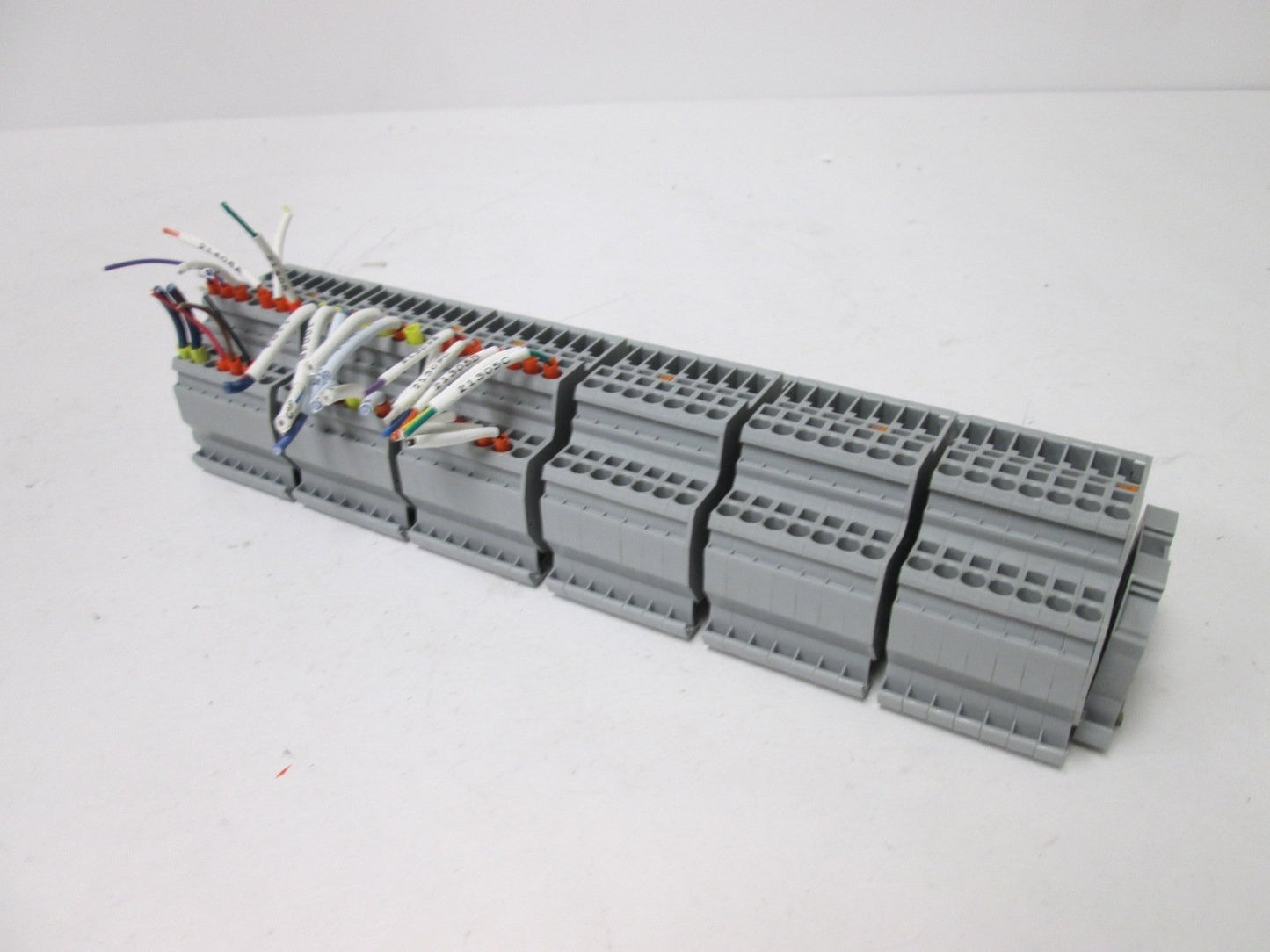 Used Lot of 42 Wago 870 Double-Deck Terminal Blocks, Rating: 500V 16A, DIN Rail