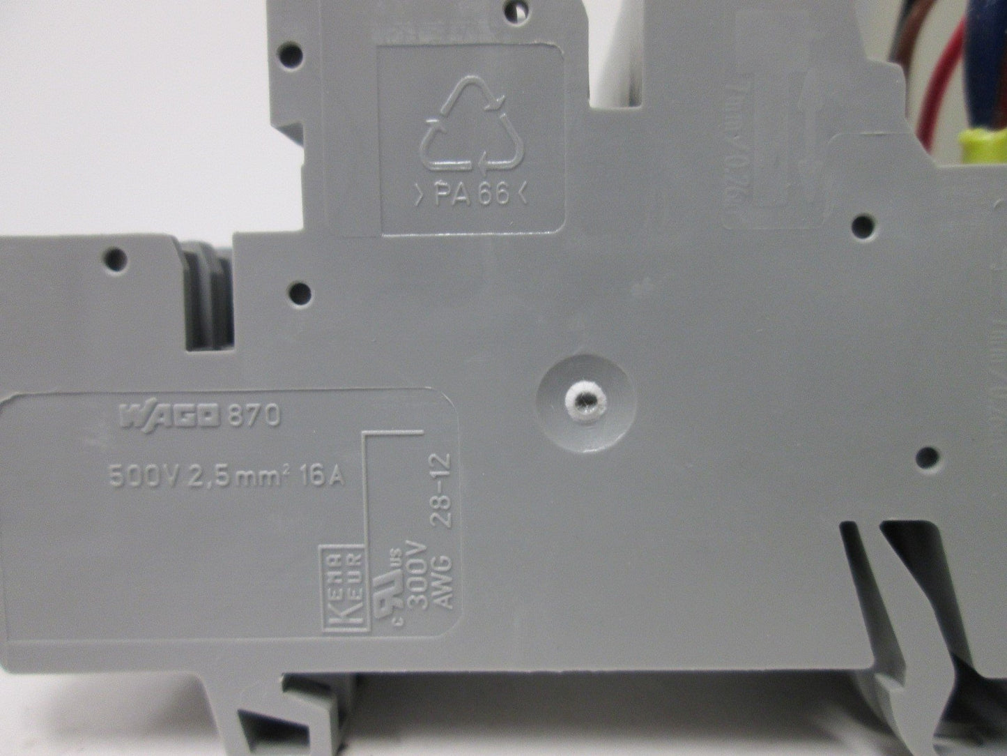 Used Lot of 42 Wago 870 Double-Deck Terminal Blocks, Rating: 500V 16A, DIN Rail
