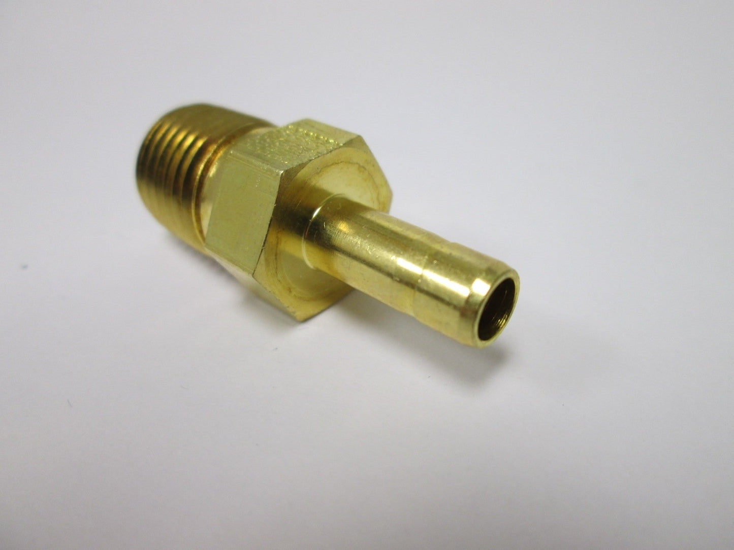 New Lot of 14 Adapters, Size: 1/4" to 1/4" NPT Male Threads, Material: Brass