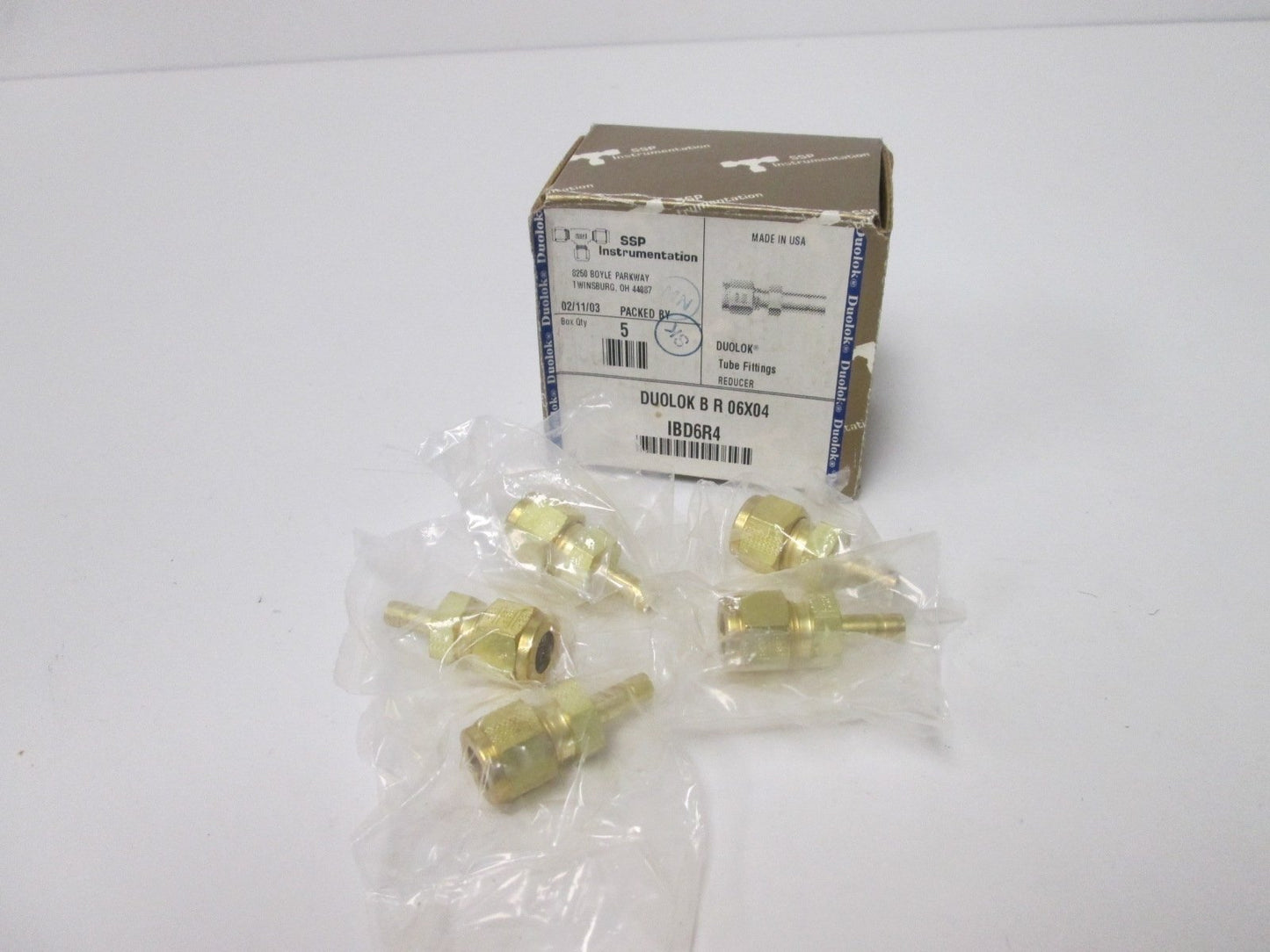 New Lot of 5 SSP Instrumentation IBD6R4 Tube Stub Adapters, Material: Brass