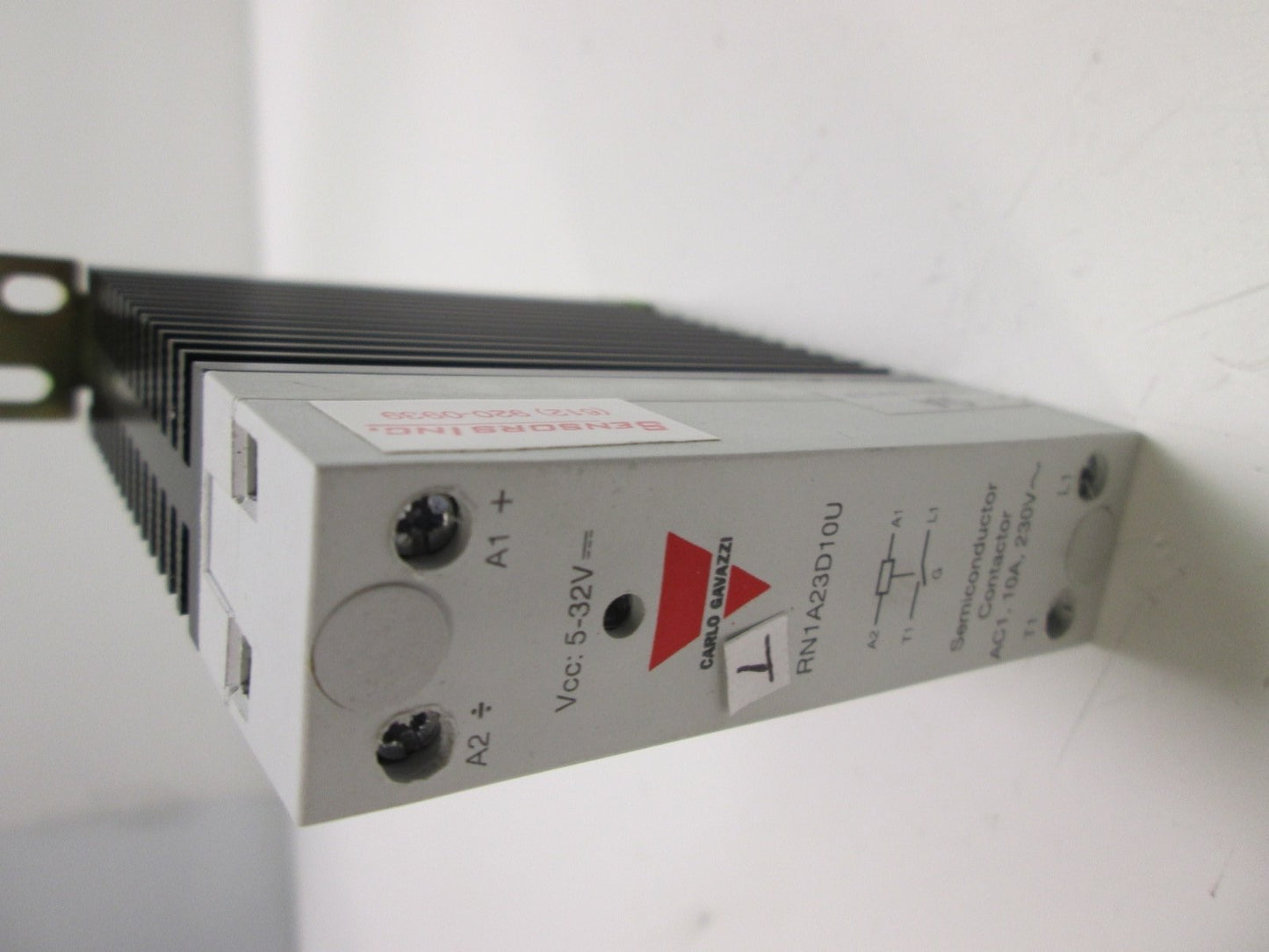 Used Carlo Gavazzi RN1A23D10U Solid State Relay, Input: 5-32VDC, Load: 120/230VAC AC
