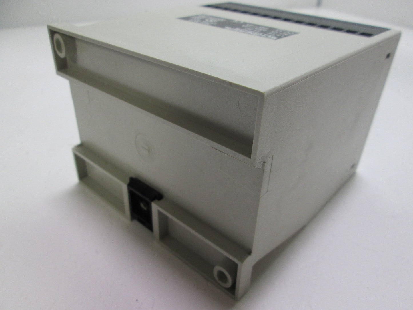 Used Schmersal AES 3535 Guard Door Safety Switch Monitoring Module 24VDC DC 2 Amp DIN