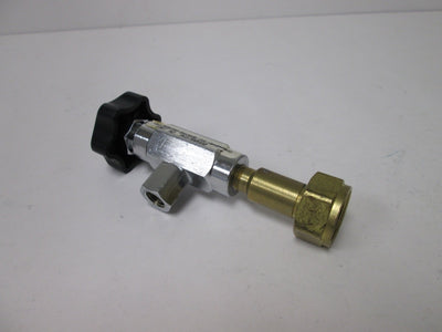 Used Advanced MV5700660 Manual Control Valve, Connections: 1/4" NPT and 3/4" NPT