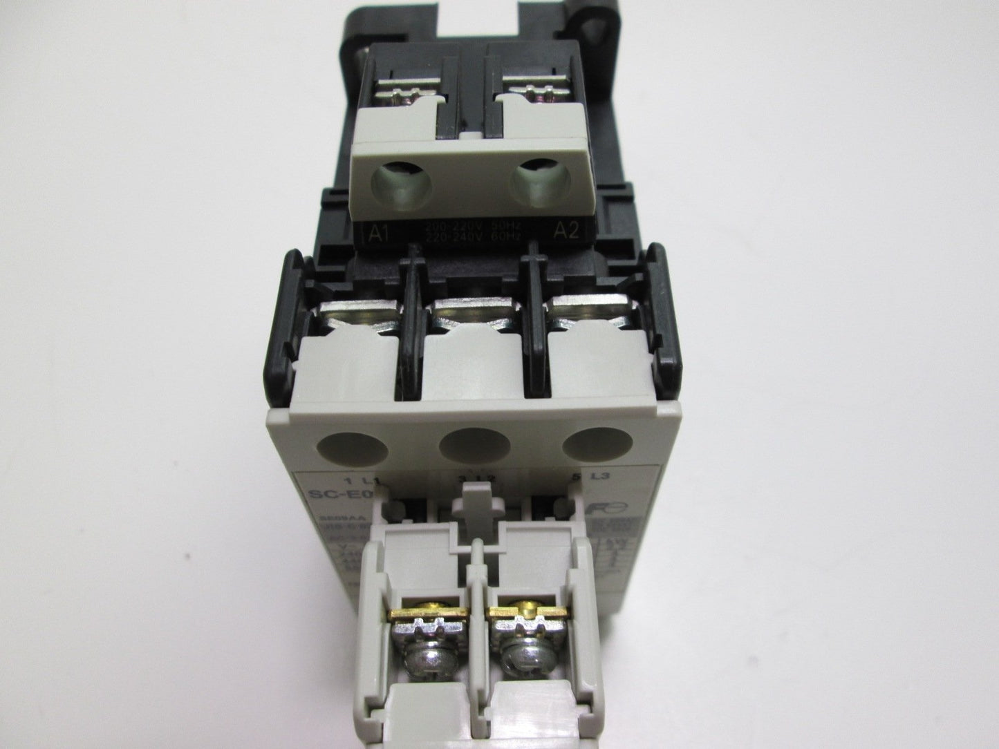 Used Fuji Electric SC-E02 3 Pole General Purpose Contactor 200-240VAC Coil DIN Mount