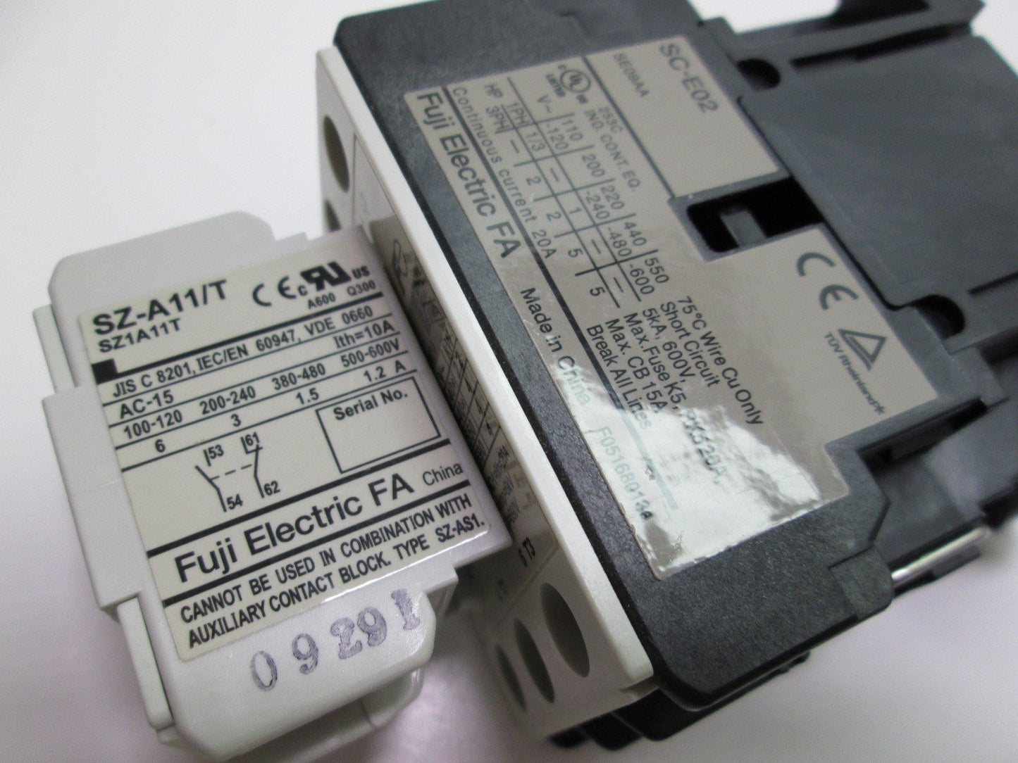 Used Fuji Electric SC-E02 3 Pole General Purpose Contactor 200-240VAC Coil DIN Mount