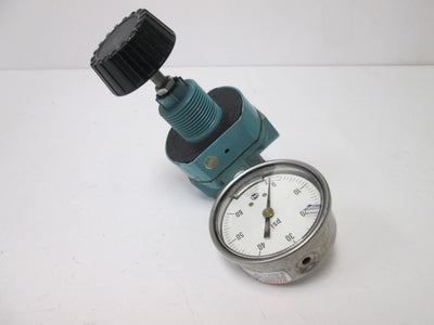 Used Wilkerson R10-02-000 Regulator, Range: 5-125psi, 1/4" NPT, With 0-60psi Gauge