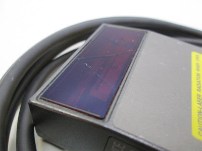Used Keyence BL-651HA Compact Digital Laser High-Resolution Barcode Reader *Cracked*