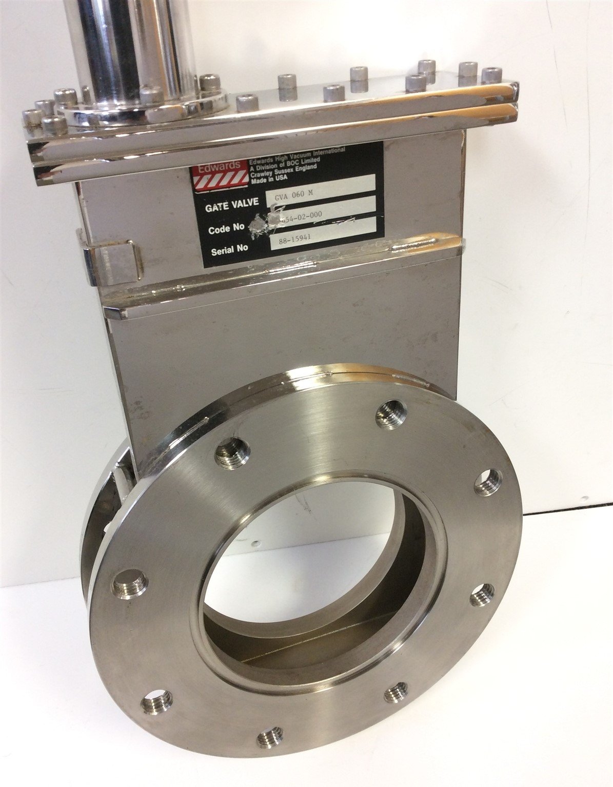 Used Edwards High Vacuum International GVA 060 M Manual Gate Valve 11.00" OD 6.00" ID